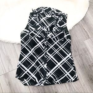 4 for 25 Express | sleeveless blouse